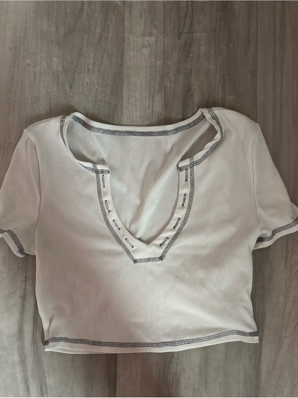 SHEIN White Ribbed Cropped V-Neck Top with Contrast Gray Stitching